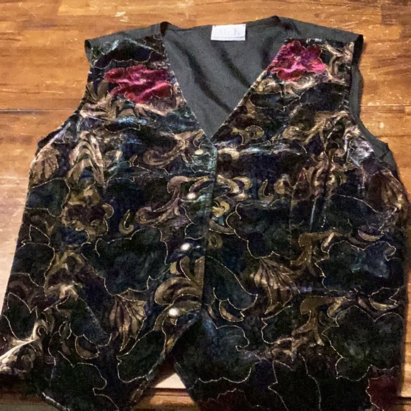 Velvet floral waistcoat from the nineties. Gold buttons with a black back. - Picture 1 of 3